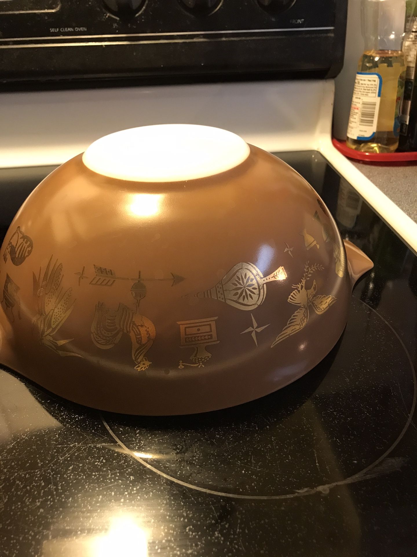 Pyrex nesting bowls
