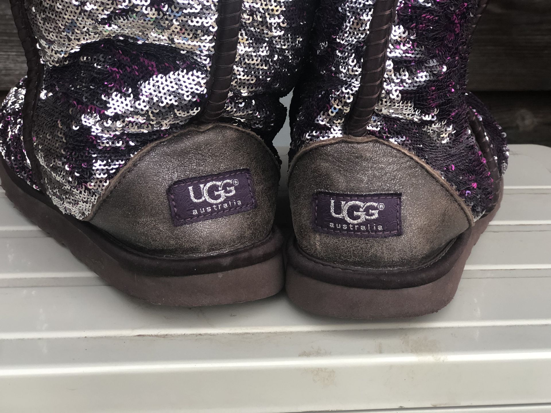 Ugg classic sequin boots size 8