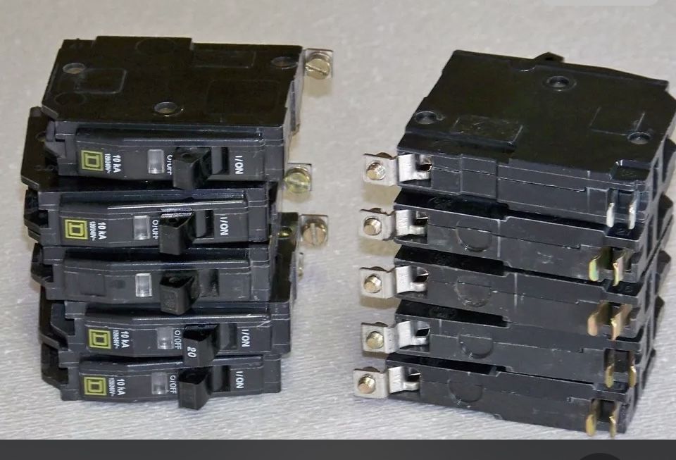10-20amp 120v Qob120 Breakers