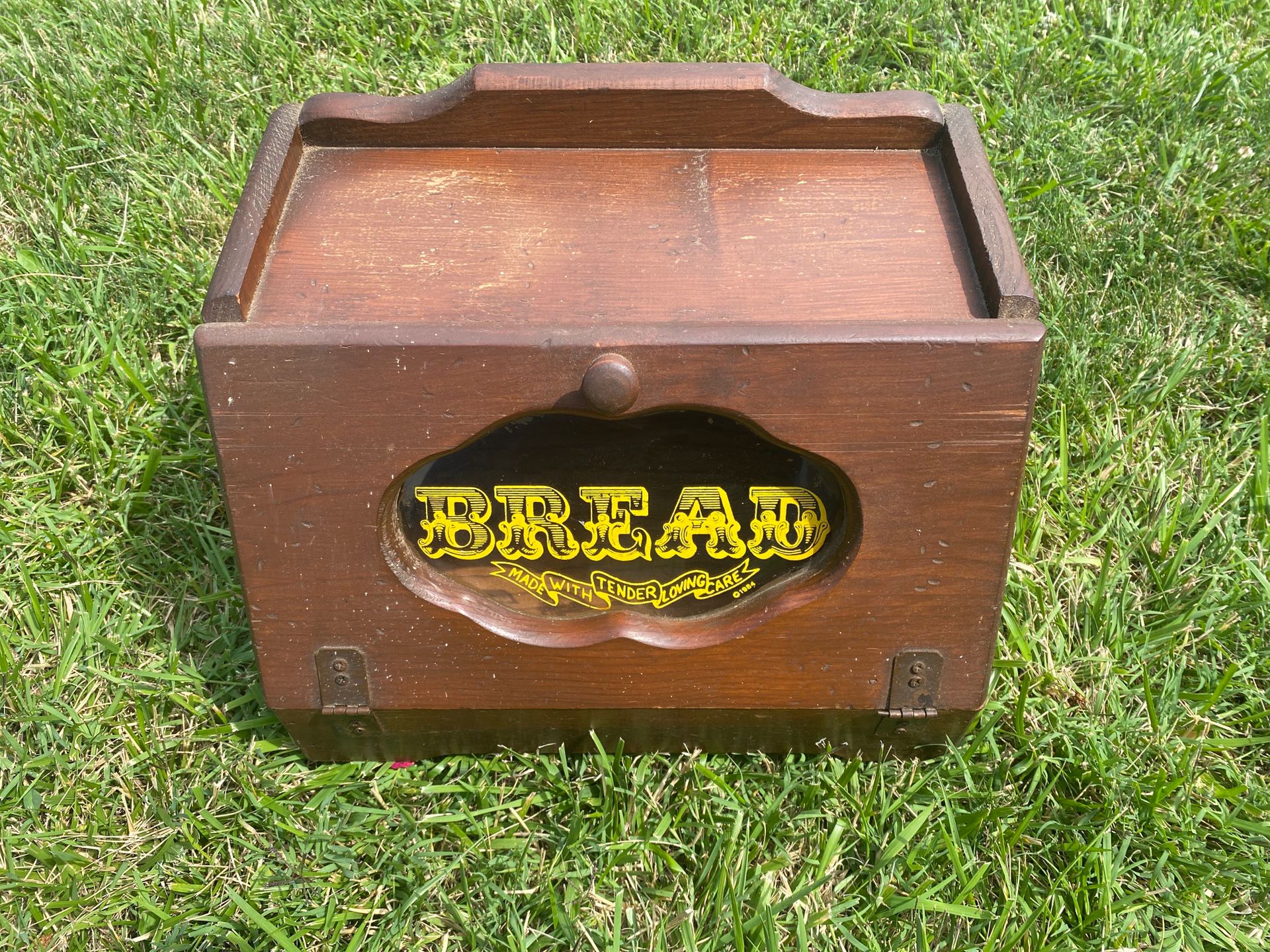 Vintage Wooden Bread Box With Window & Yellow Graphics - 15” x 11” x 11”