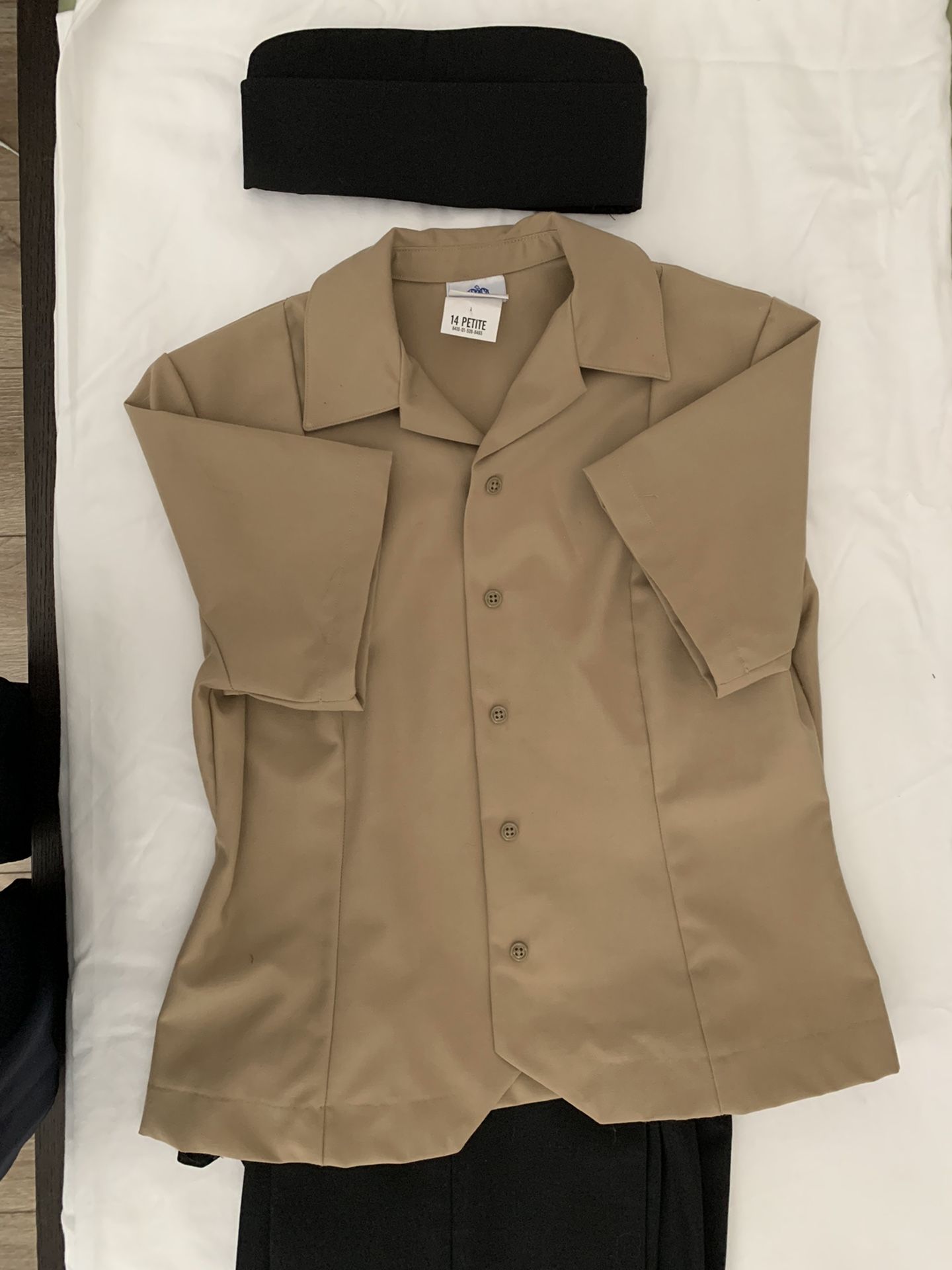 US Enlisted Service Uniform.