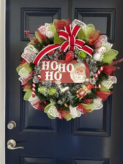 Christmas wreath for front door Thumbnail