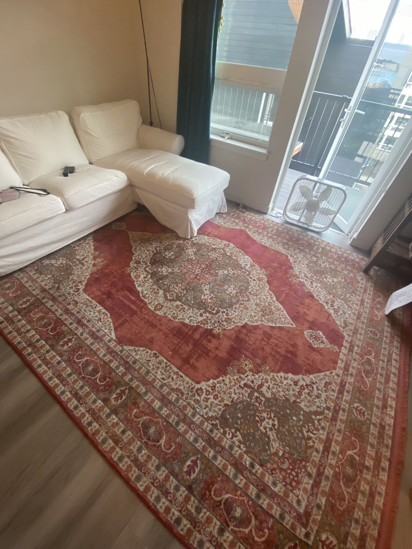 8X10 Area Rug