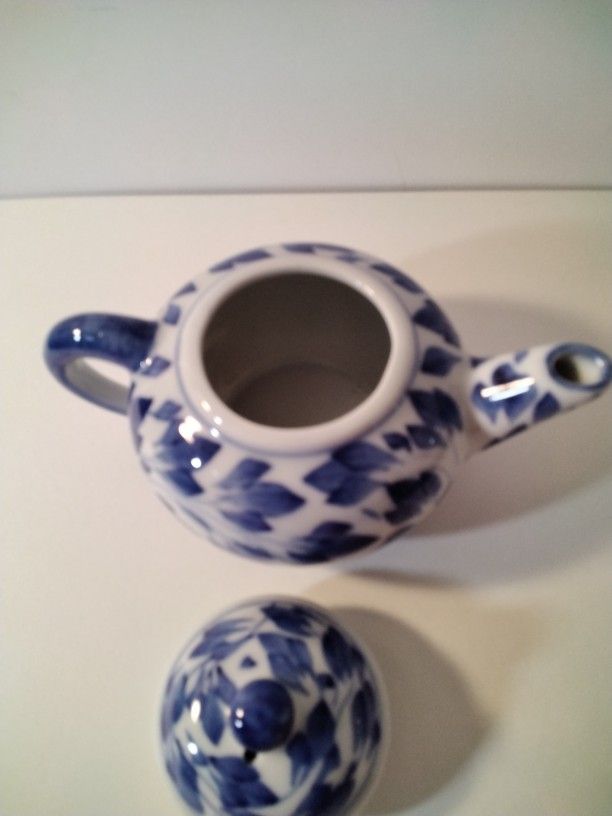Very Small Tea Pot .
