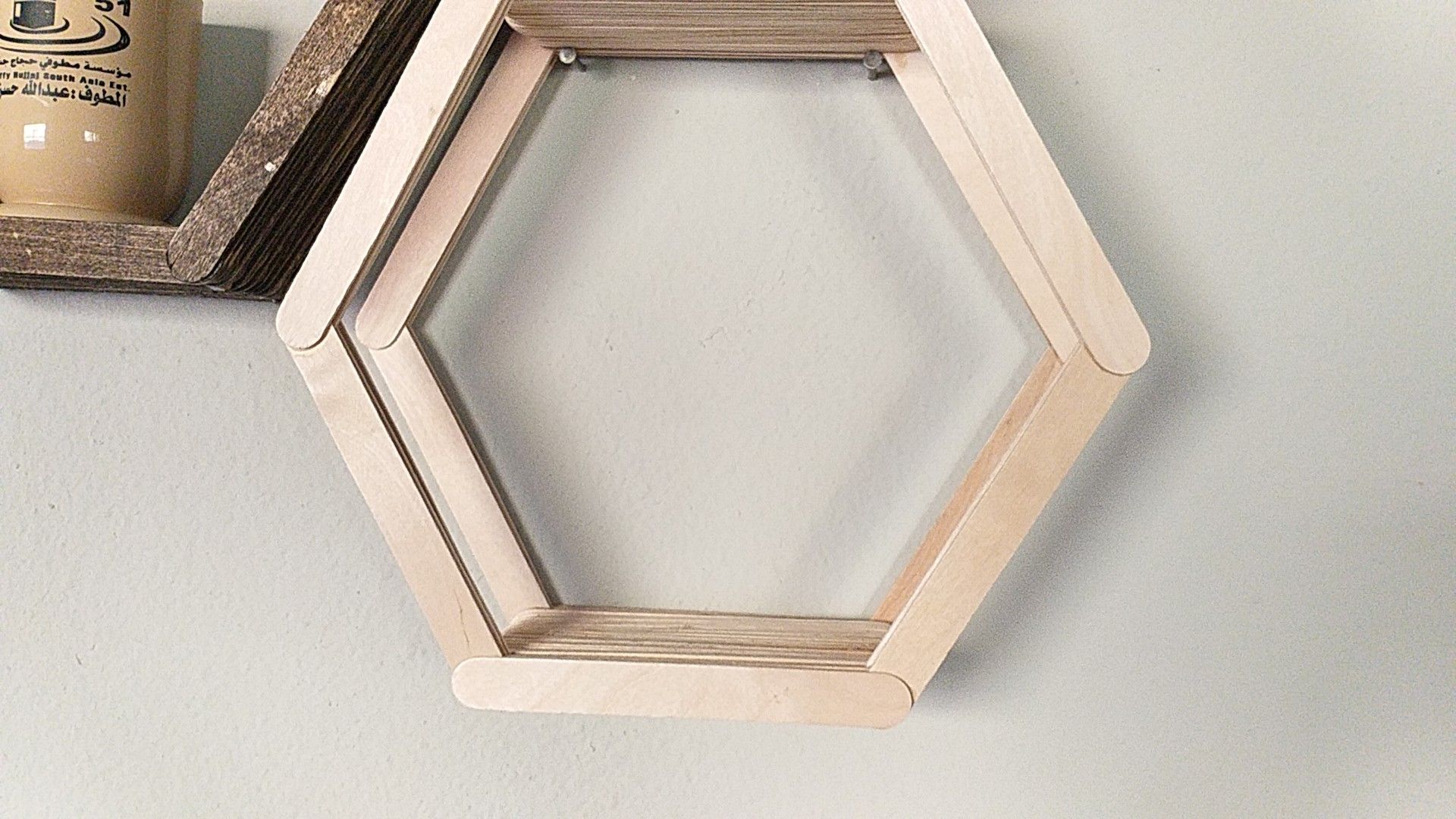 Wall shelves