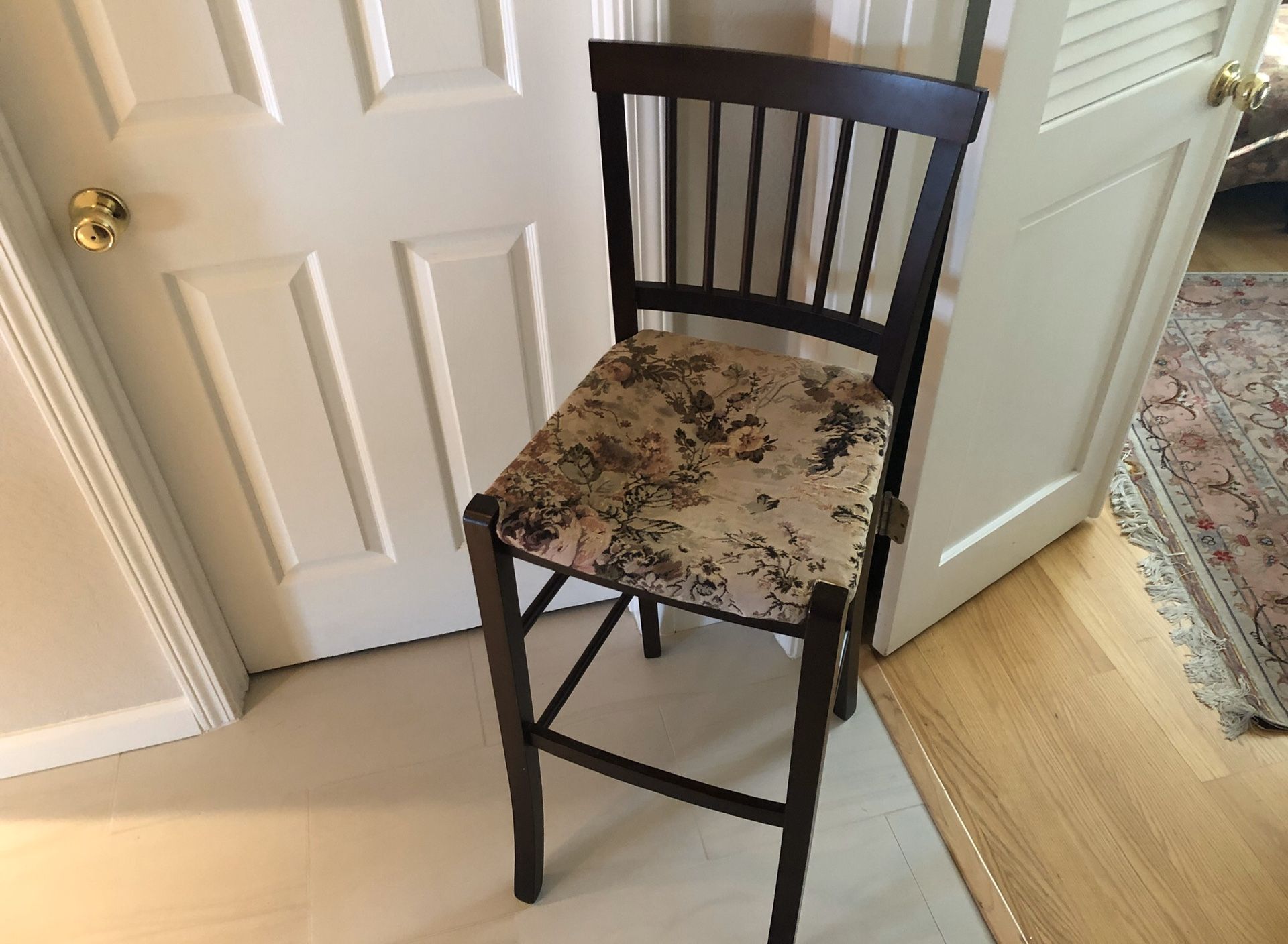 Bar Height Chair