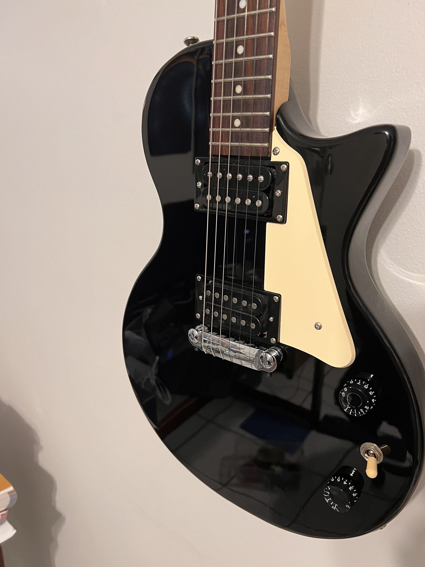 First Act ME403 electric guitar..