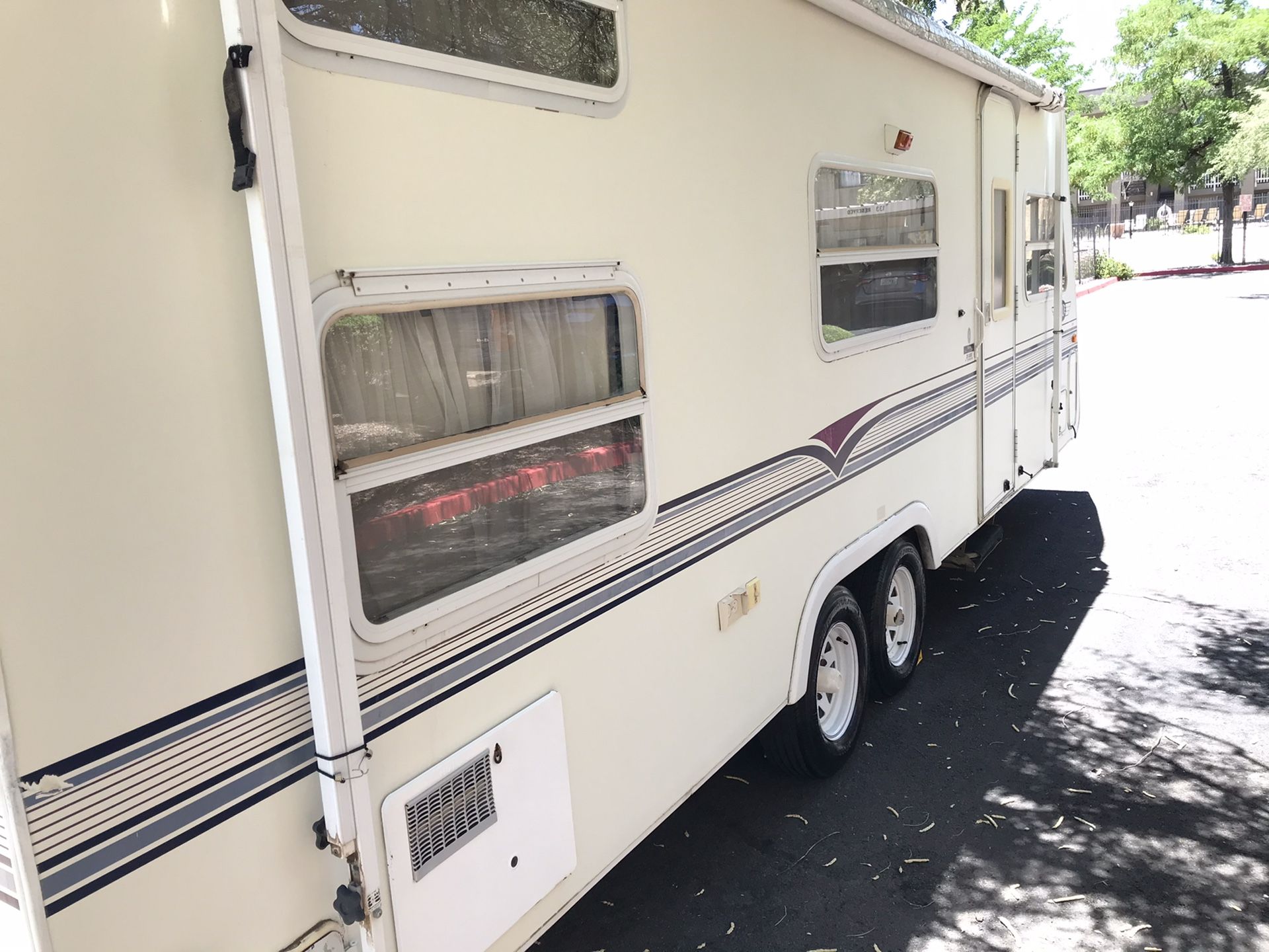 1998 aerolite travel trailer for Sale in Tucson, AZ - OfferUp