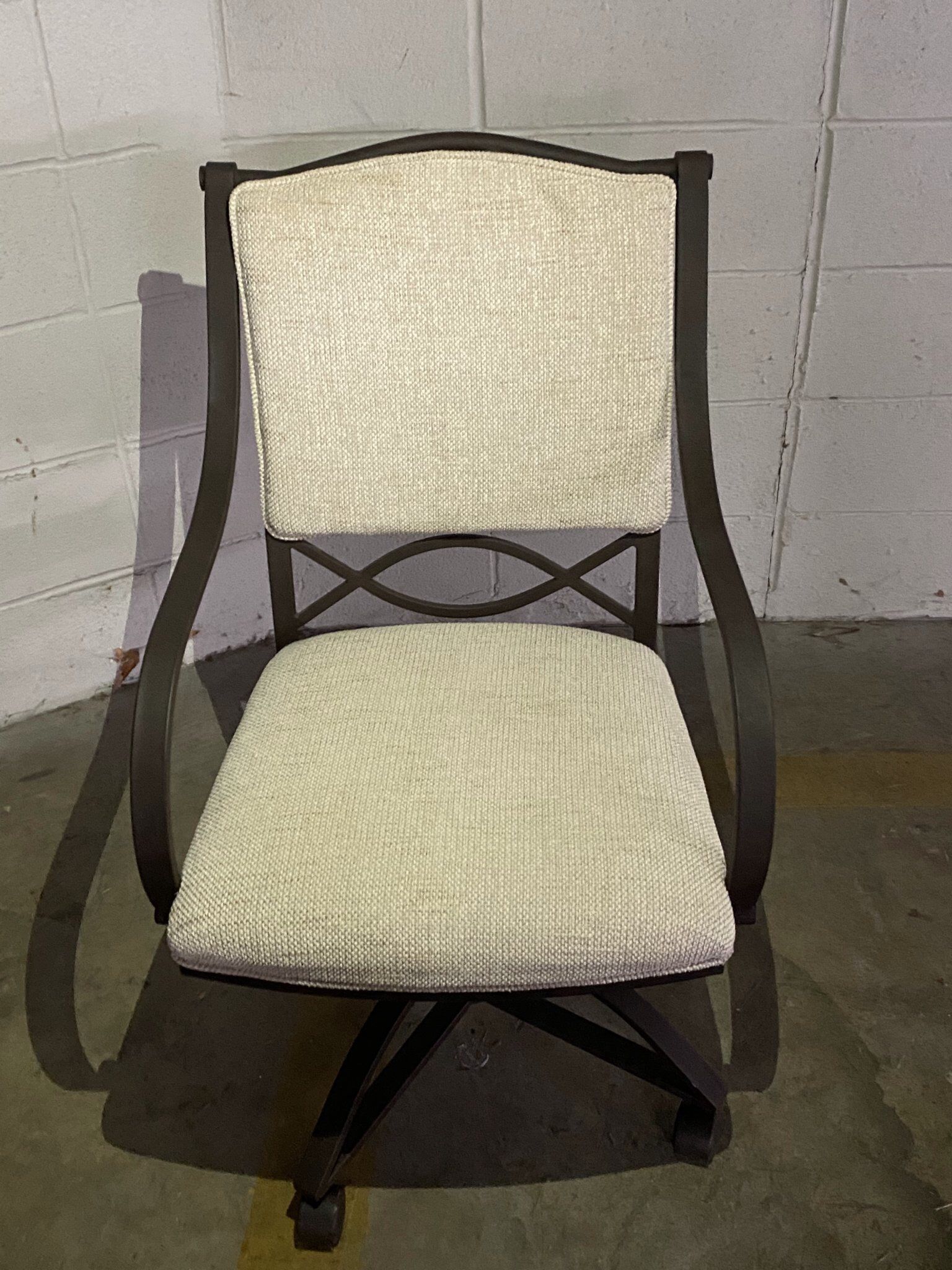 Set Of 4 Metal Frame Dining Chairs