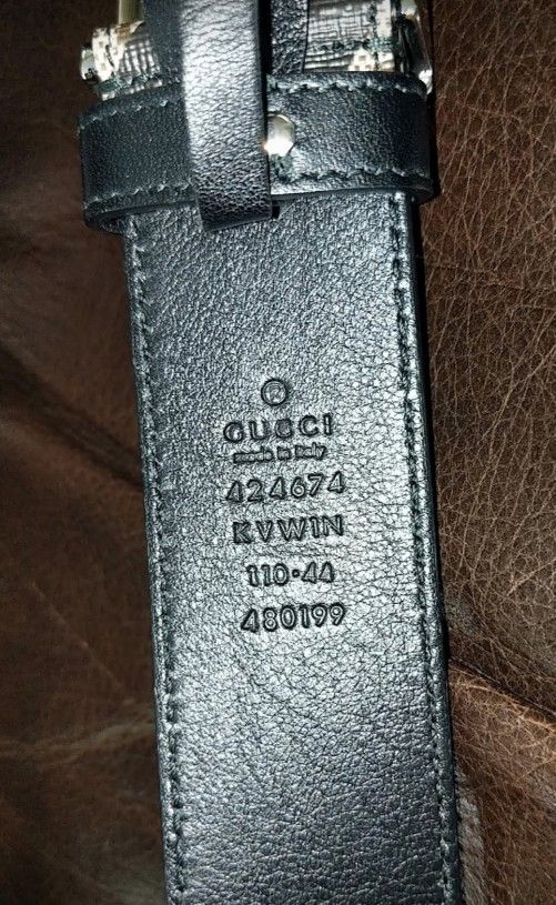 REAL MENS GUCCI BELT. SUPREME LEATHER 424674 SIZE 110-44
GREAT CONDITION