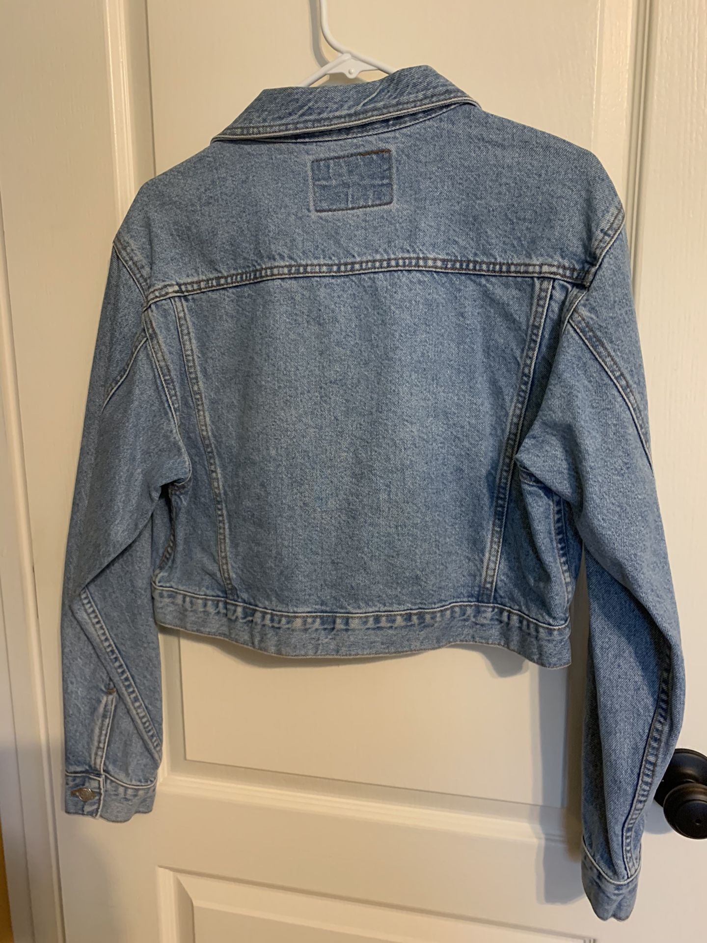 Junior’s Quality Denim Cropped Jacket
