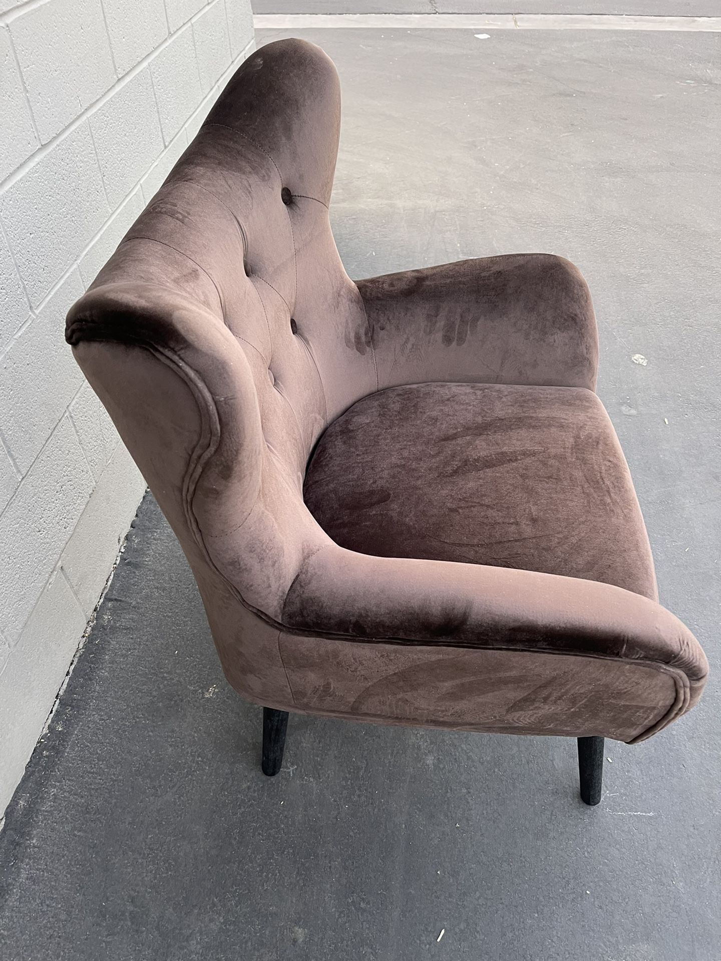 Velvet Chair