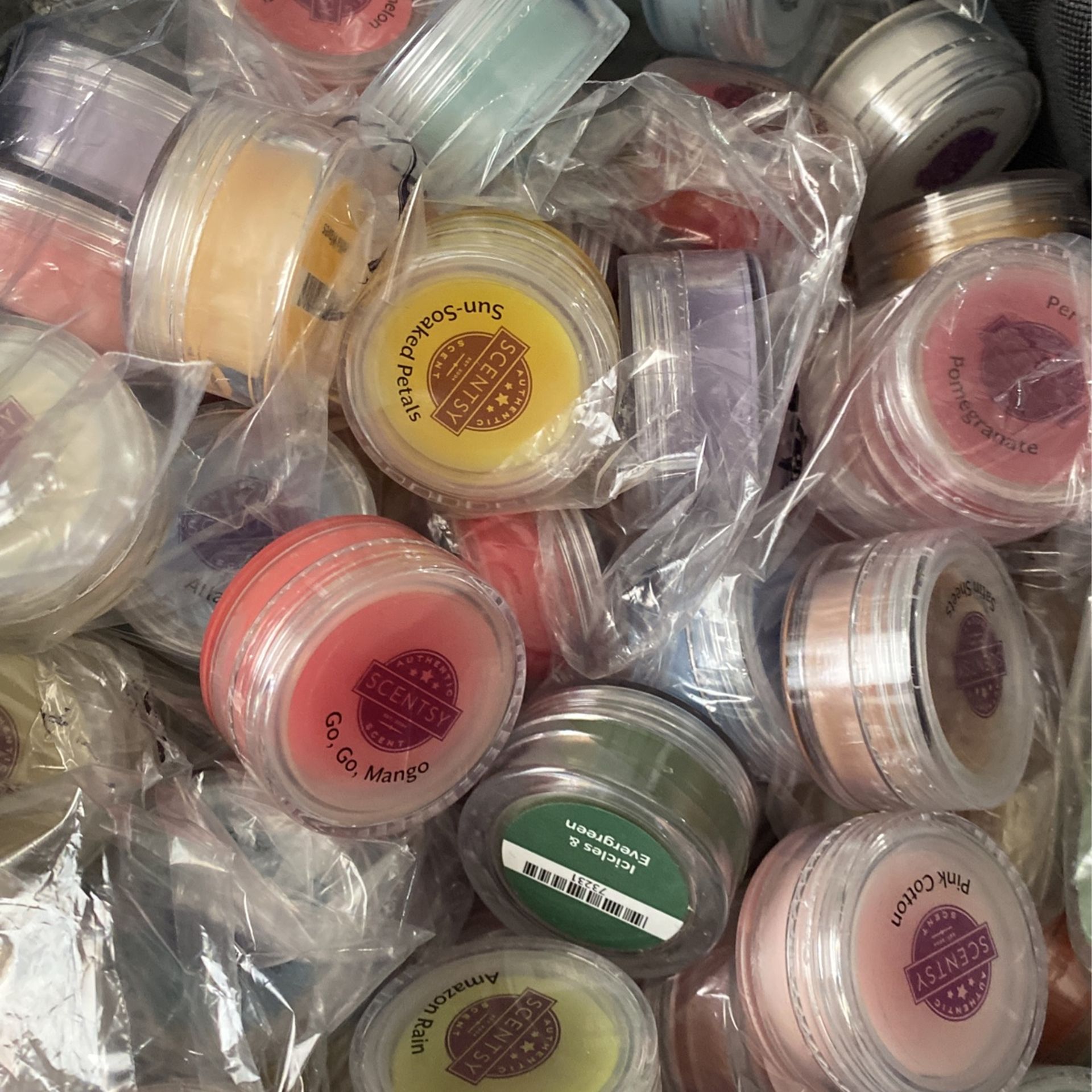 10 Scentsy Sample Scents !! QR Code Provided