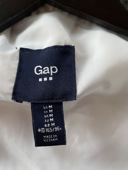 2 Medium Women’s Vests - From Gap Thumbnail