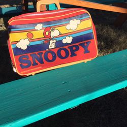 Vintage Snoopy Suitcase Thumbnail