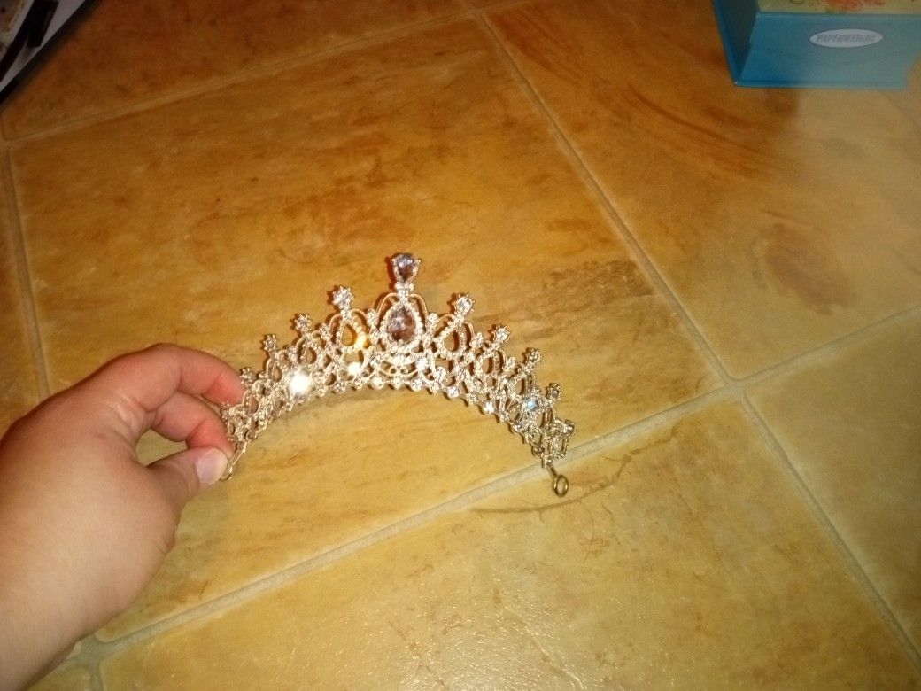 Tiara