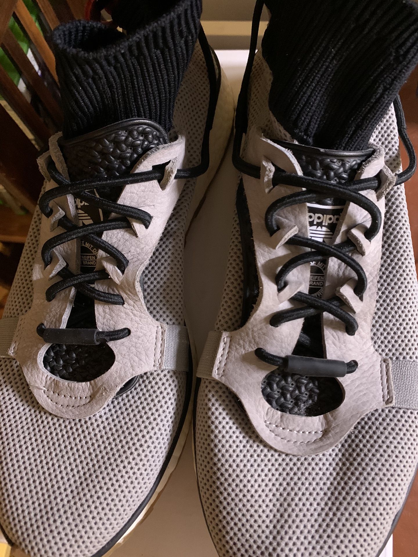 Adidas x AW Run (Size 8.5)