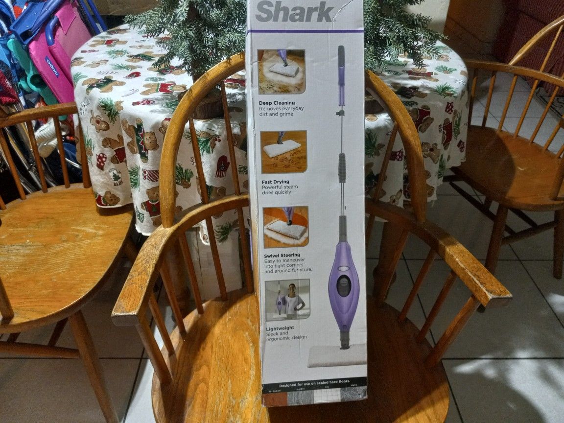 Shark Lightweight Steam Pocket Mop