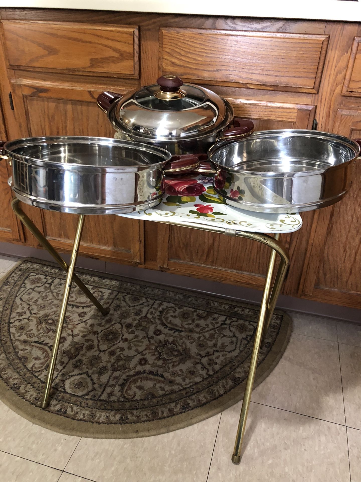 Stovetop steamer to tears plus pot