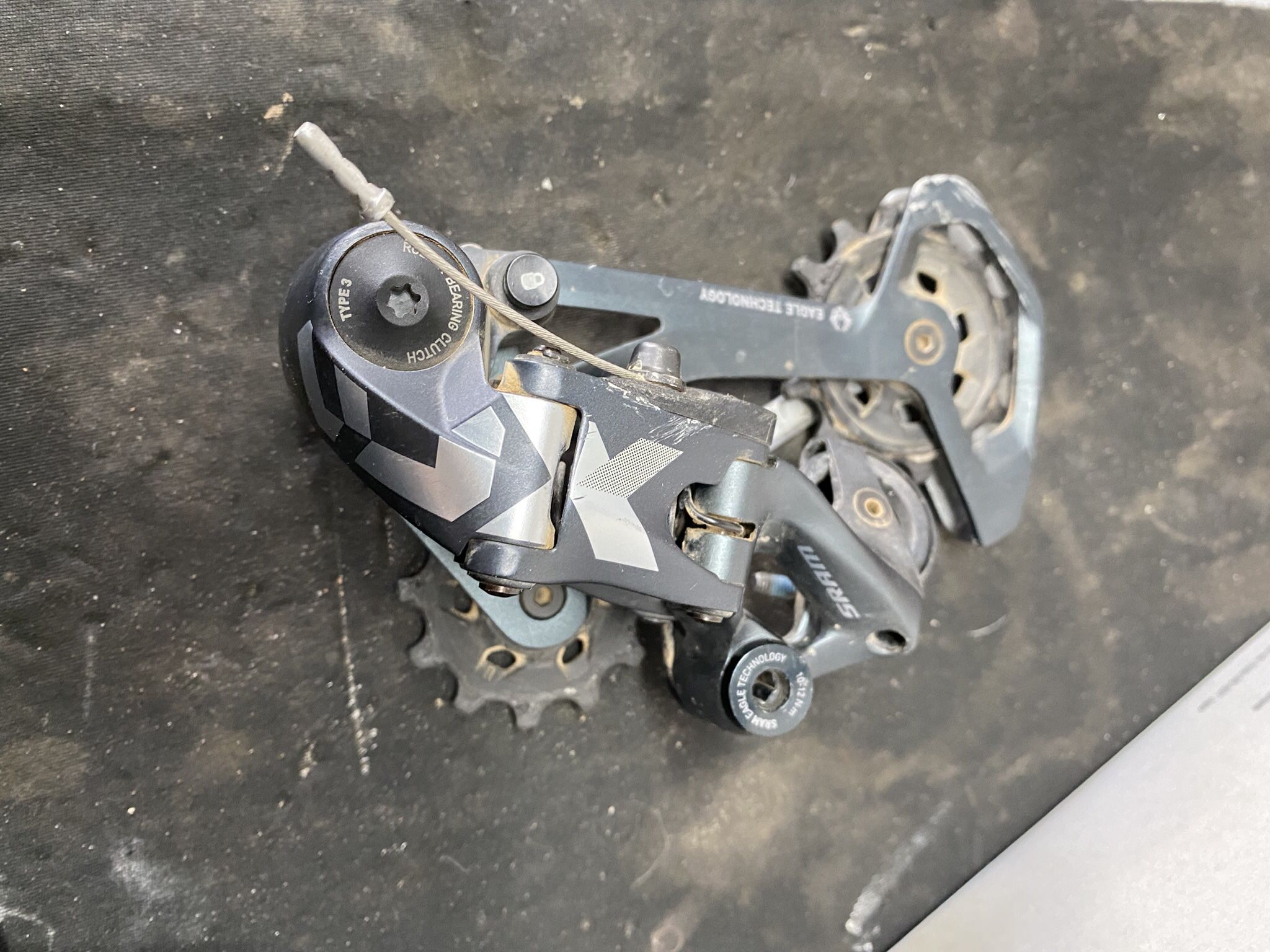 SRAM XO1 Eagle 12 Speed Shifter and derailleur
