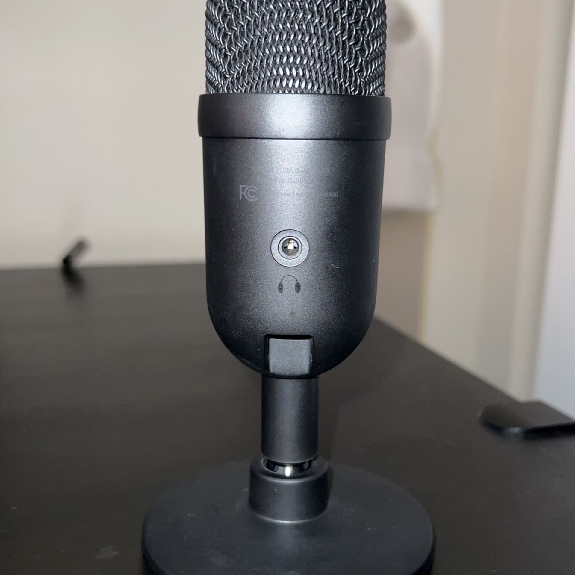 Razer Seiren V2 X USB Microphone