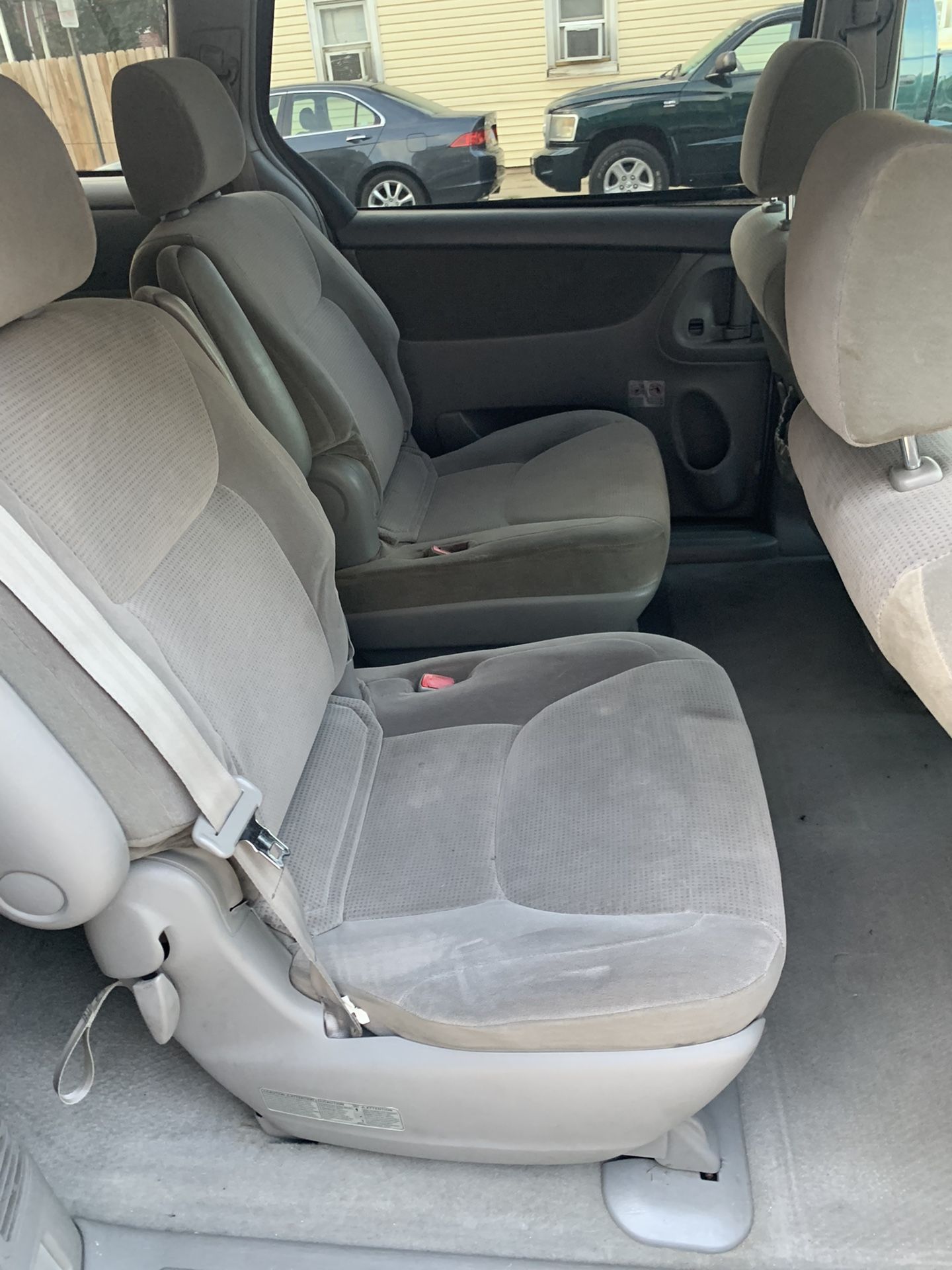 2004 Toyota Sienna