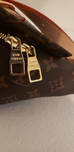 Louis Vuitton waist bag Thumbnail