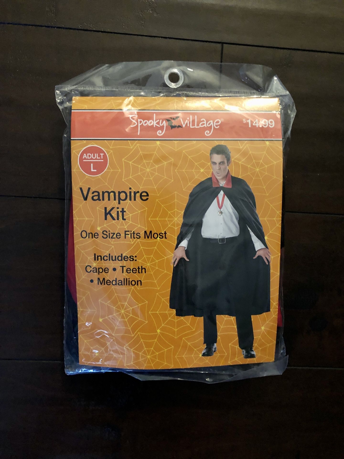 Brand New Halloween Vampire kit—Cape, Teeth and Medallion