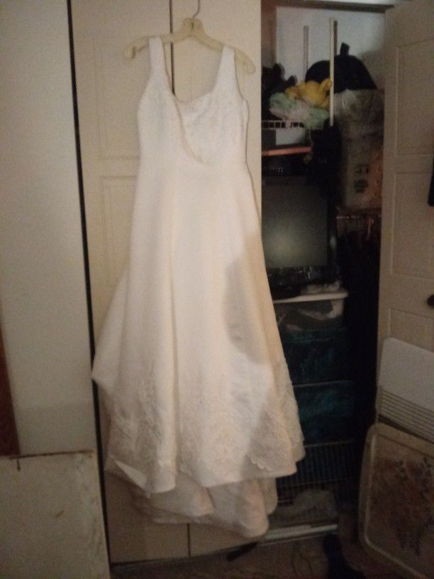 Used Wedding Dress