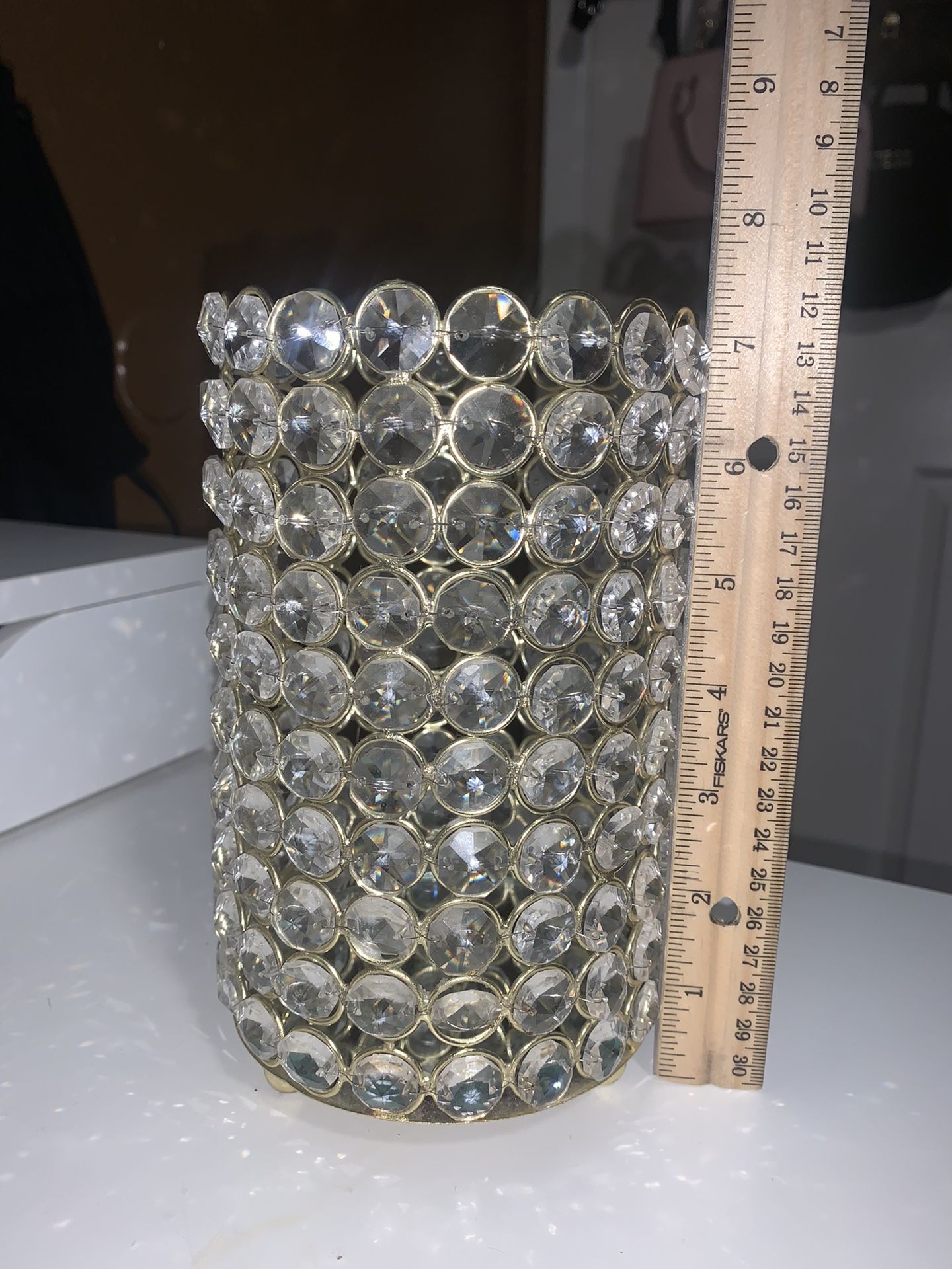 Candle holder