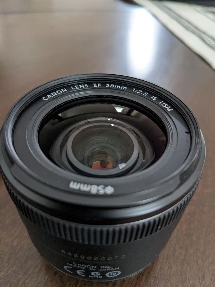 Canon EF 28mm f2.8 IS USM