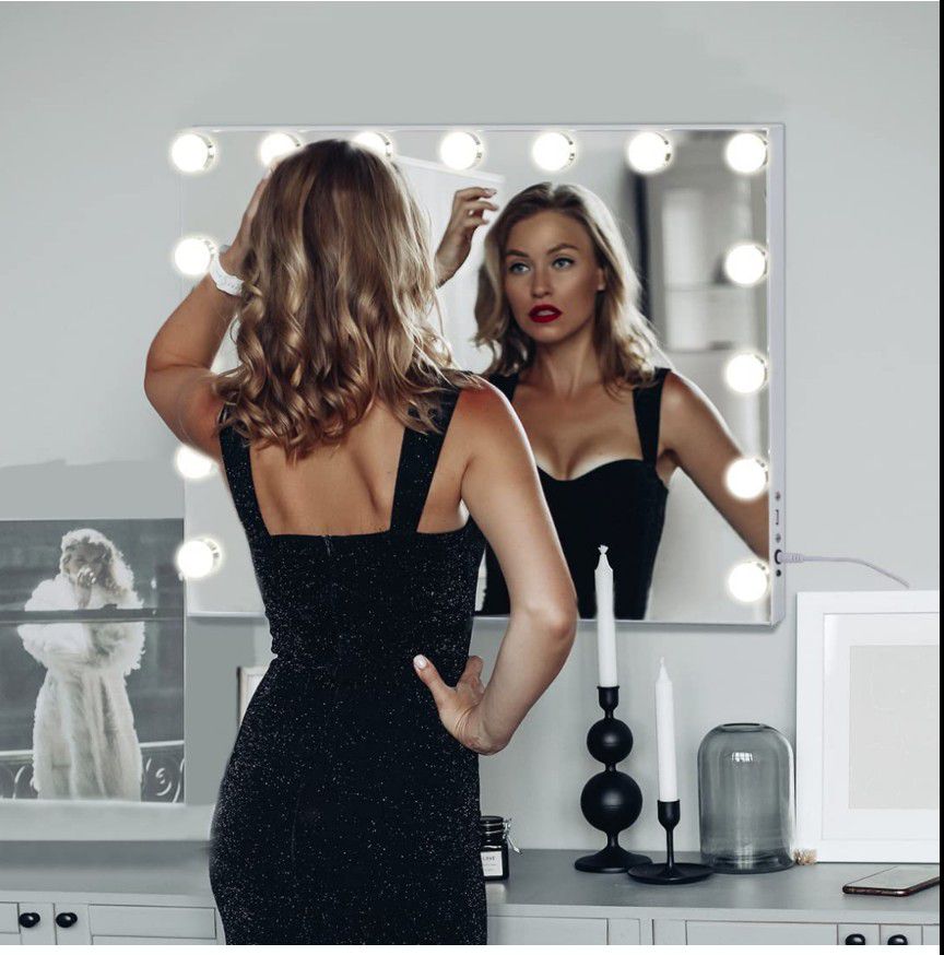 Hollywood Lighted Makeup Mirror with 15 Dimmable LED Bulbs

