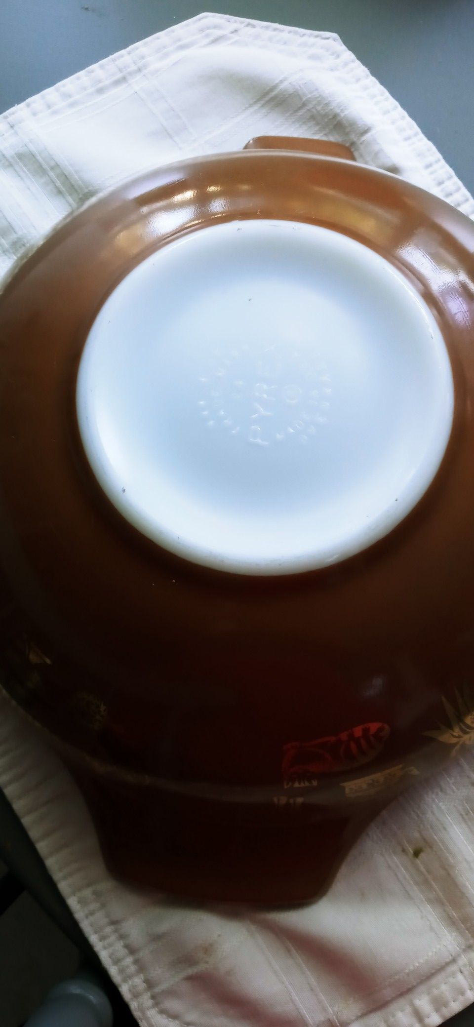 Large pyrex bowl
