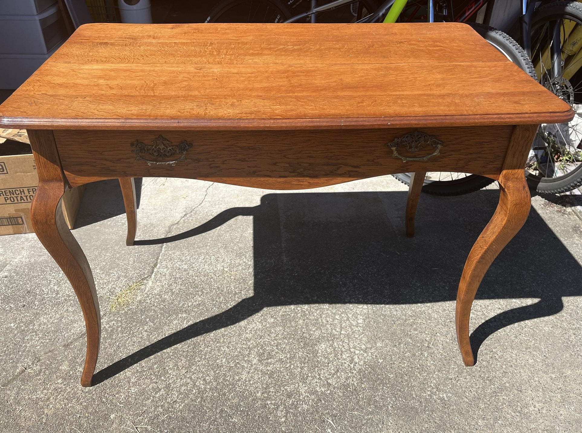 Antique Tiger Oak Desk With Drawer