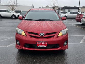 2013 Toyota Corolla Thumbnail