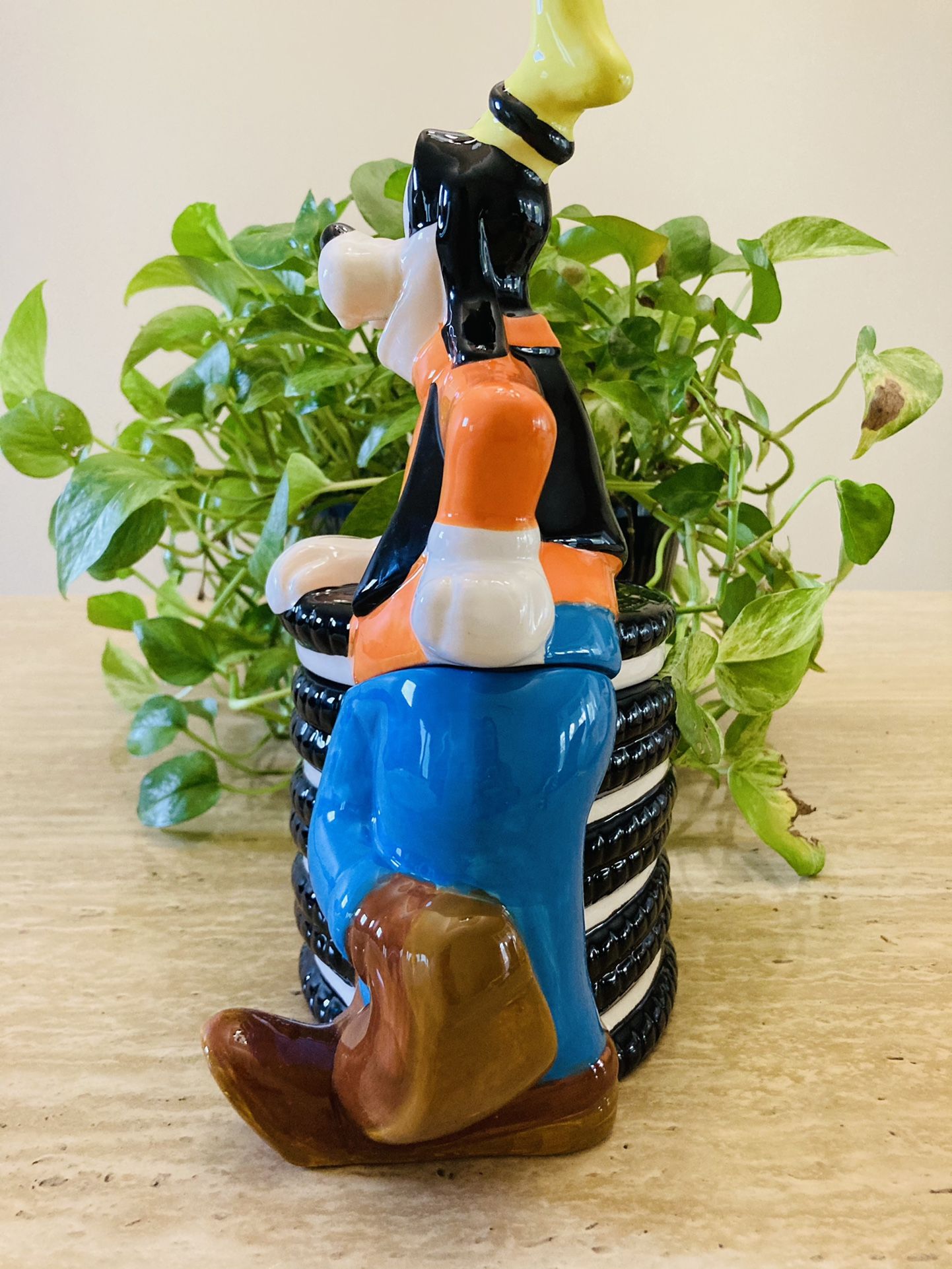 Disney Goofy Ceramic Cookie Jar Oreos Theme 12" - NWT