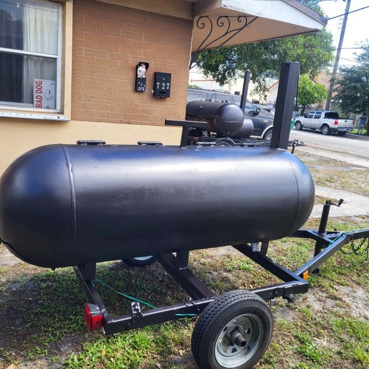 Bbq Smoker Grill