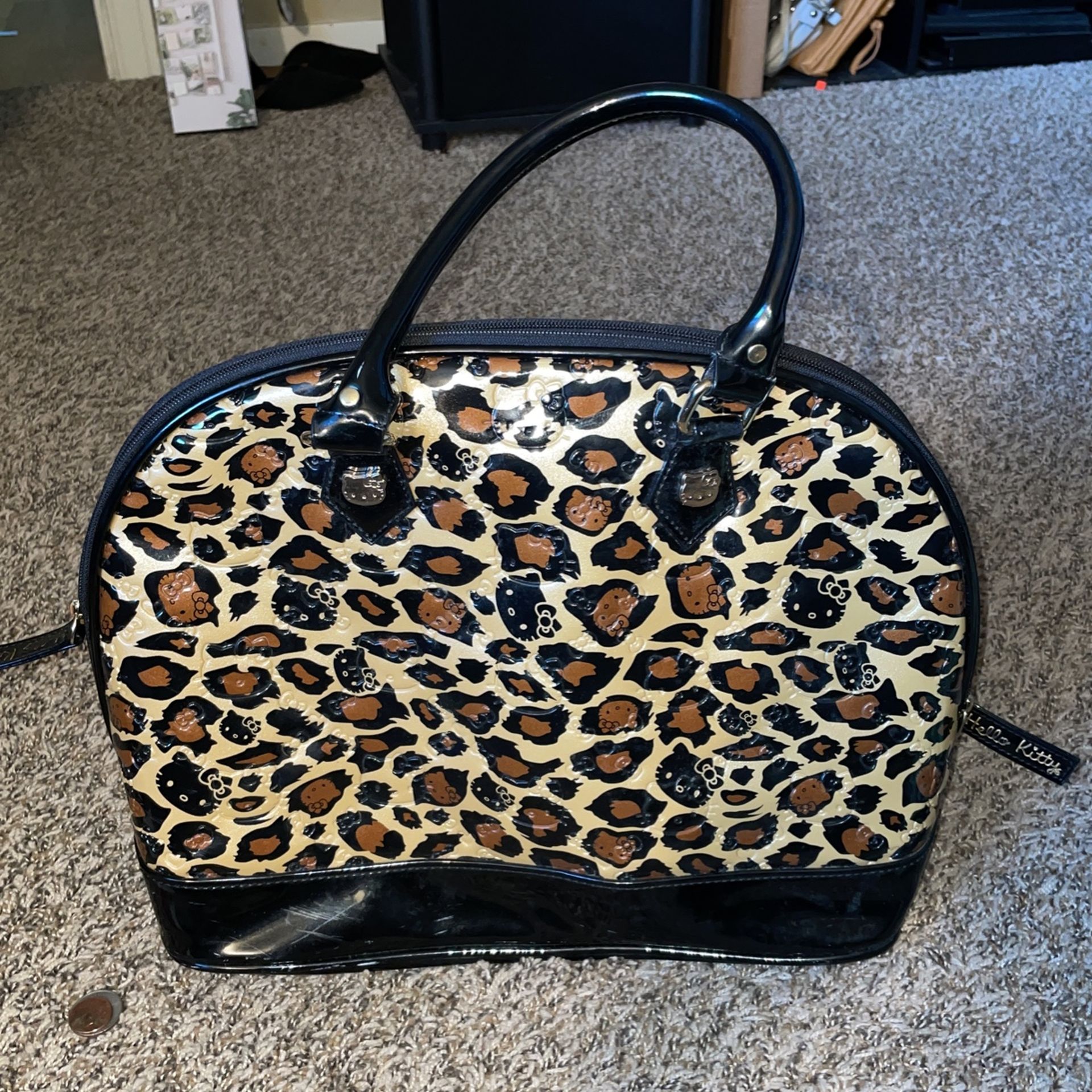 Hard Shell Cheetah Hello Kitty Purse