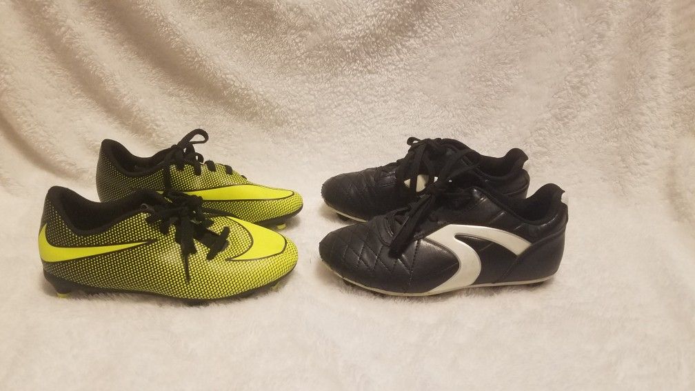 Soccer Ball Tennis shoes