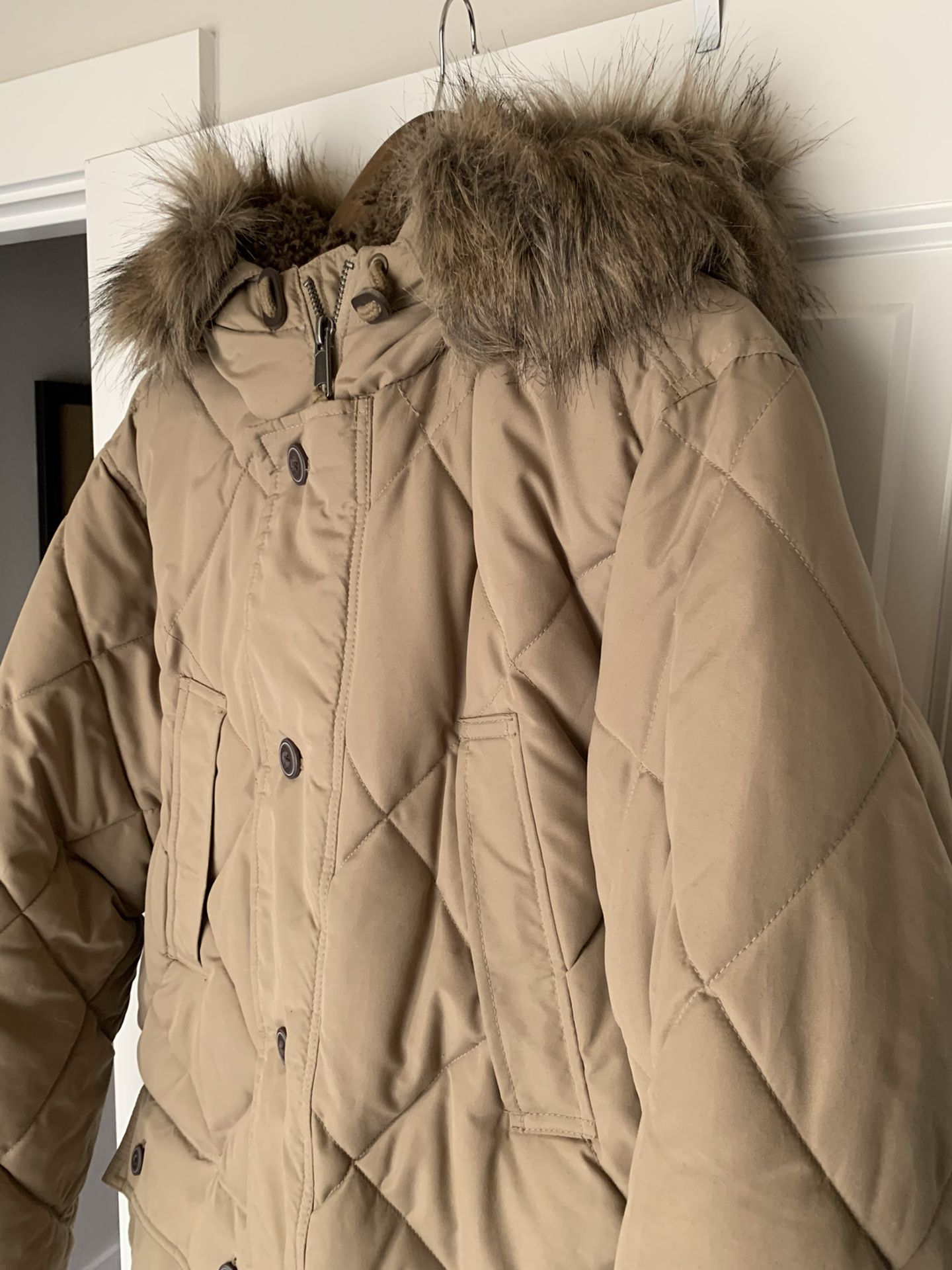 Old Navy Winter Parka Jacket Beige Faux Fur Mens Large