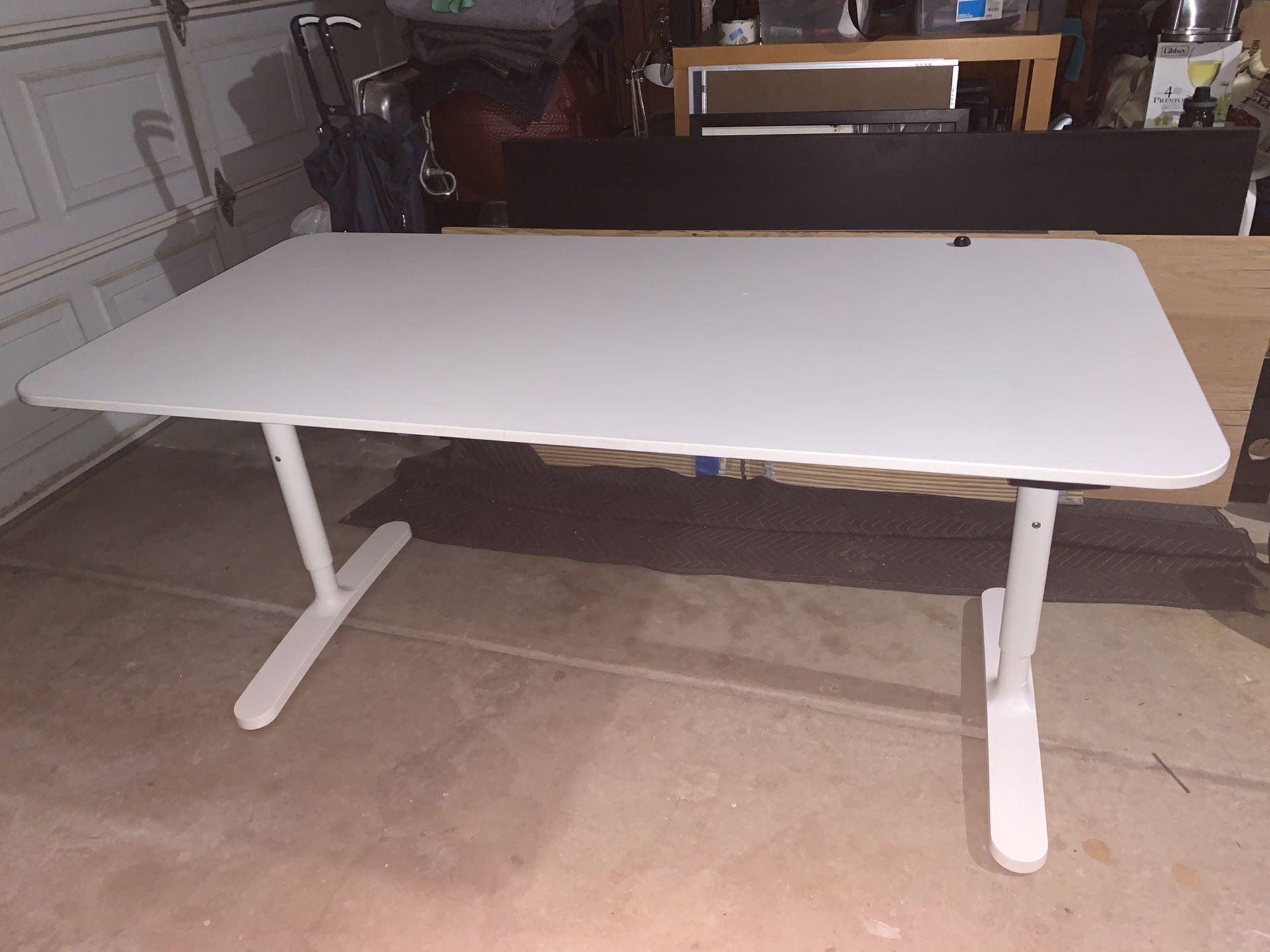 IKEA bekant Desk