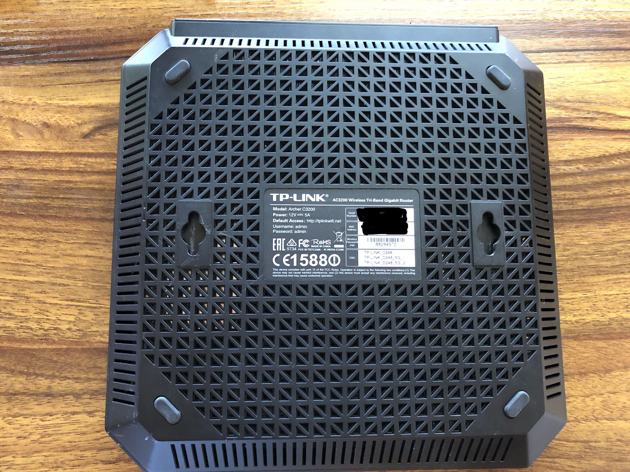 AC3200 Wireless Tri-Band Gigabit WiFi Router