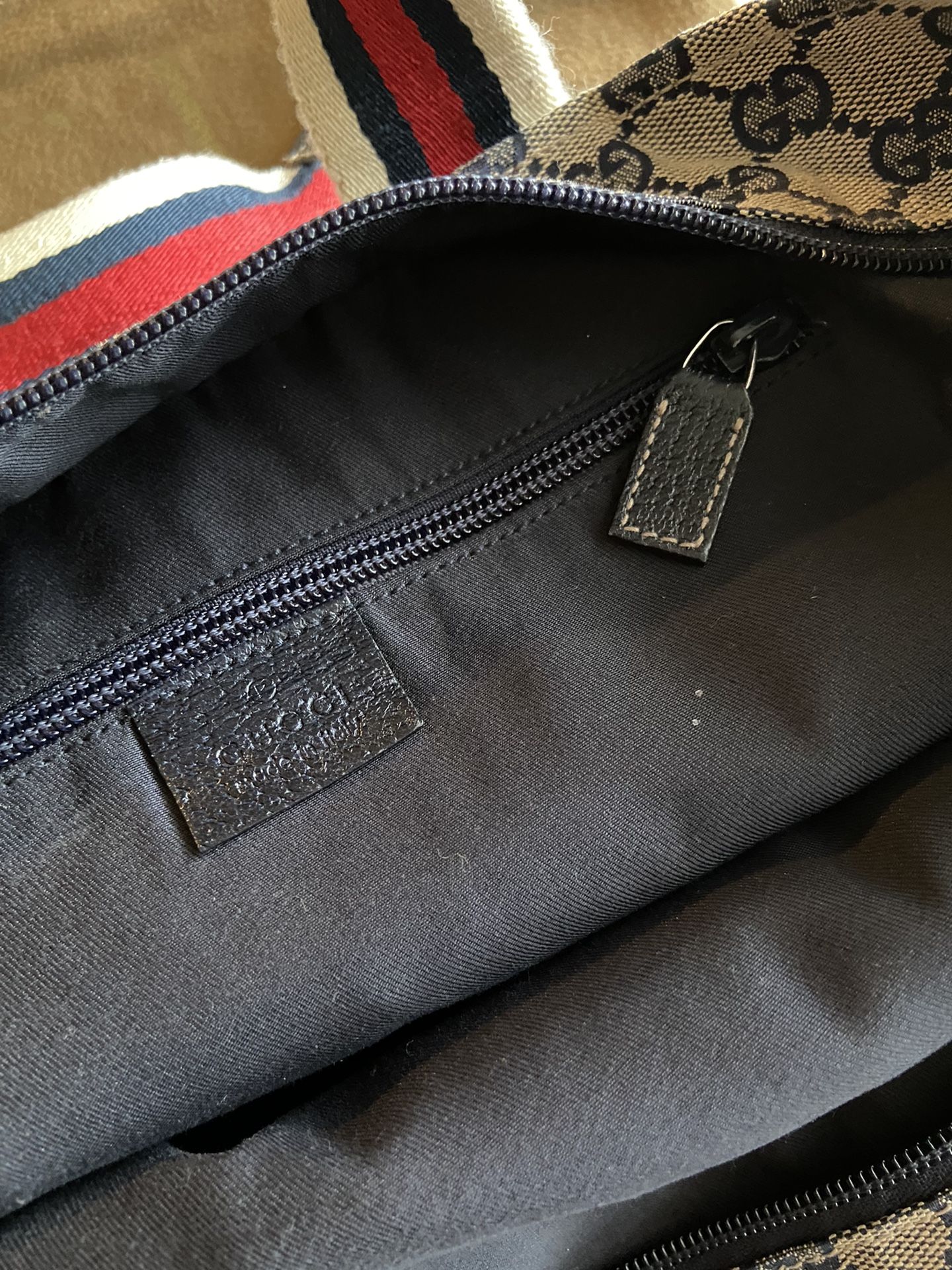 GUCCI Medium Shoulders Bag