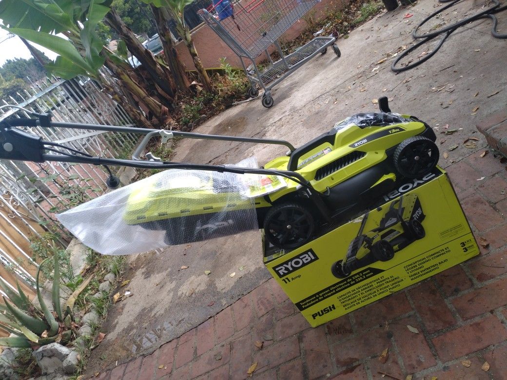 RYOBI 13 in. 11 Amp Corded Electric Walk Behind Push Mower