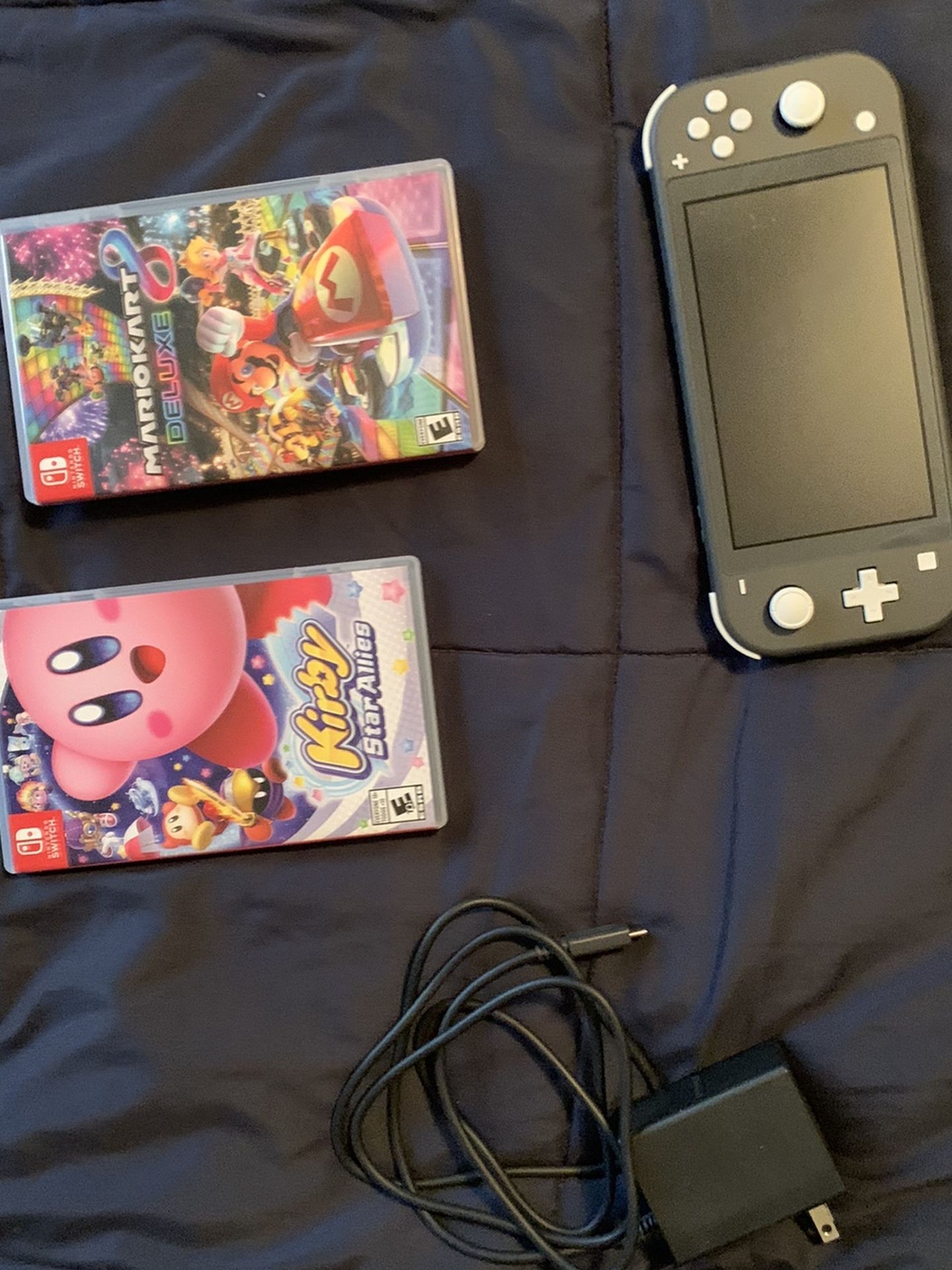 Nintendo Switch Lite +2 Games