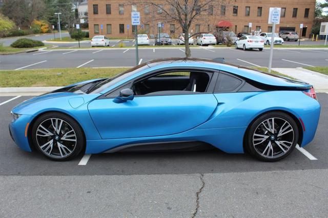 2016 BMW i8