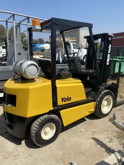 Yale Forklift 6,000lb 3 Stage Mast Thumbnail