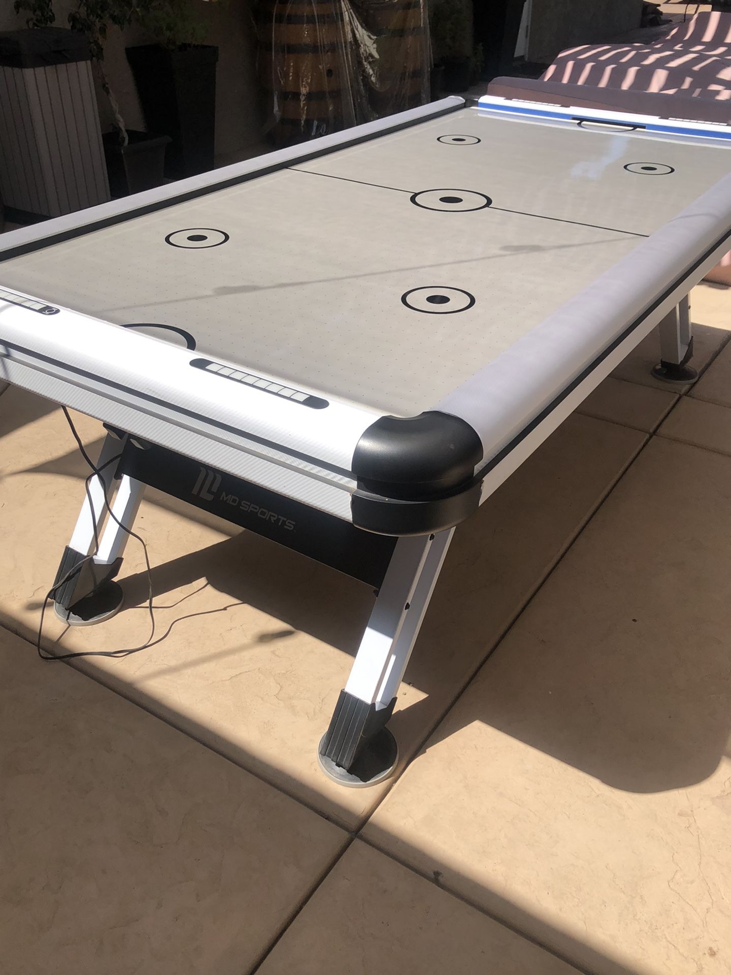 Air Hockey Table