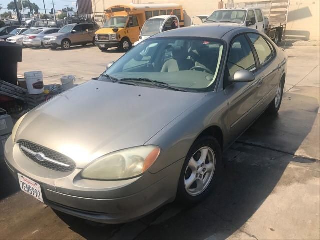 2003 Ford Taurus