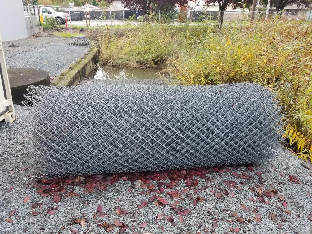 Chain Link Fence / Fabric 7ft X 168ft - 9 Gauge - Heavy Residential
